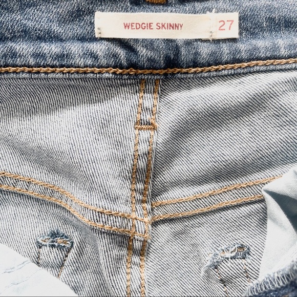 Levi’s Wedgie Skinny Jeans - Picture 5 of 6